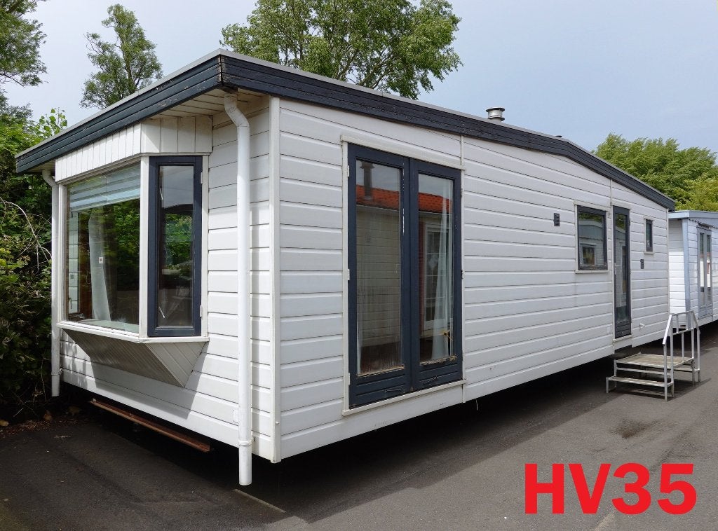Betaalbaar chalet met dubbel glas en 2 slaapkamers te koop, Caravans en Kamperen, Tot en met 5