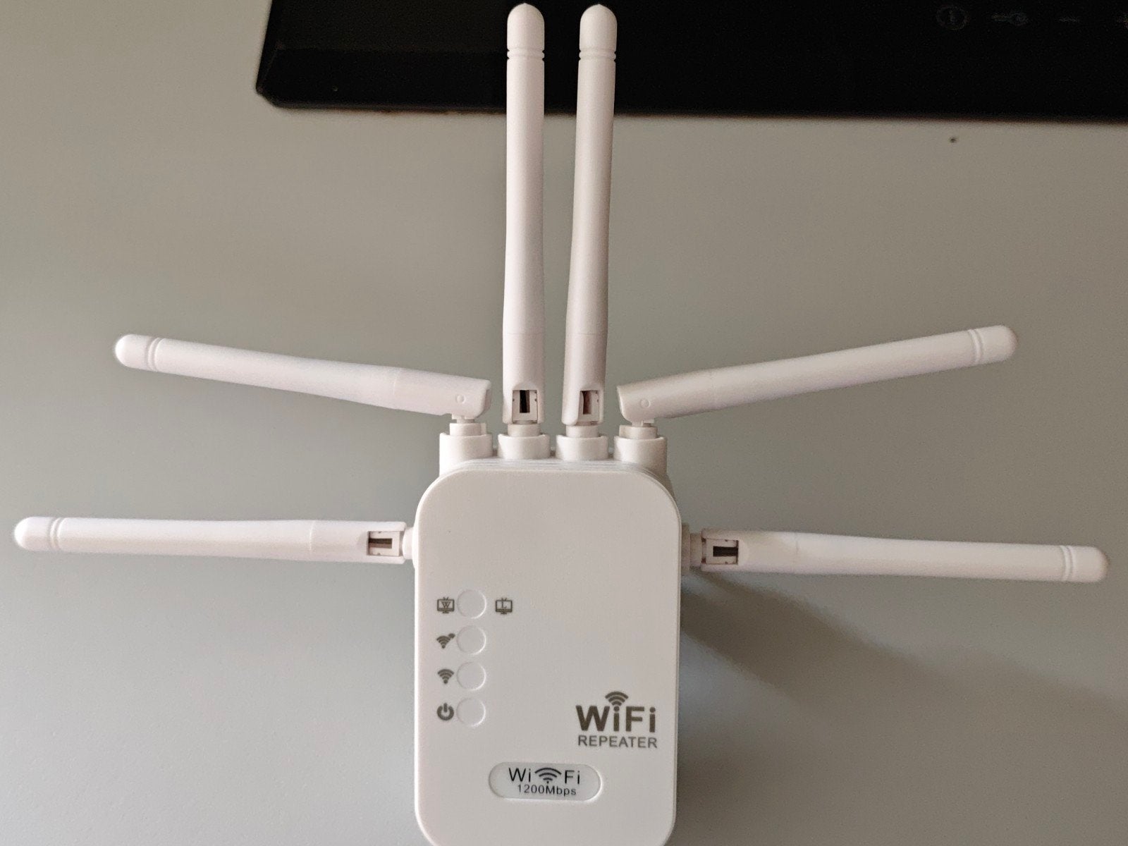 wifi repeater met 6 antennes, Computers en Software, Ophalen, Zo goed als nieuw