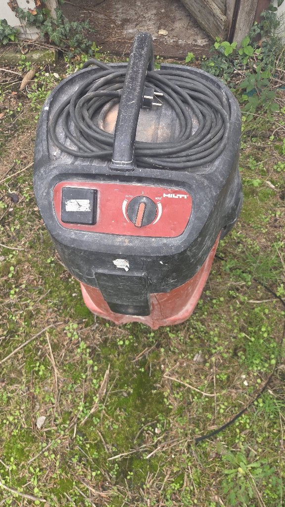 Stozeigee Hilti VCU 40, Enlèvement, Comme neuf, Aspirateur d'eau