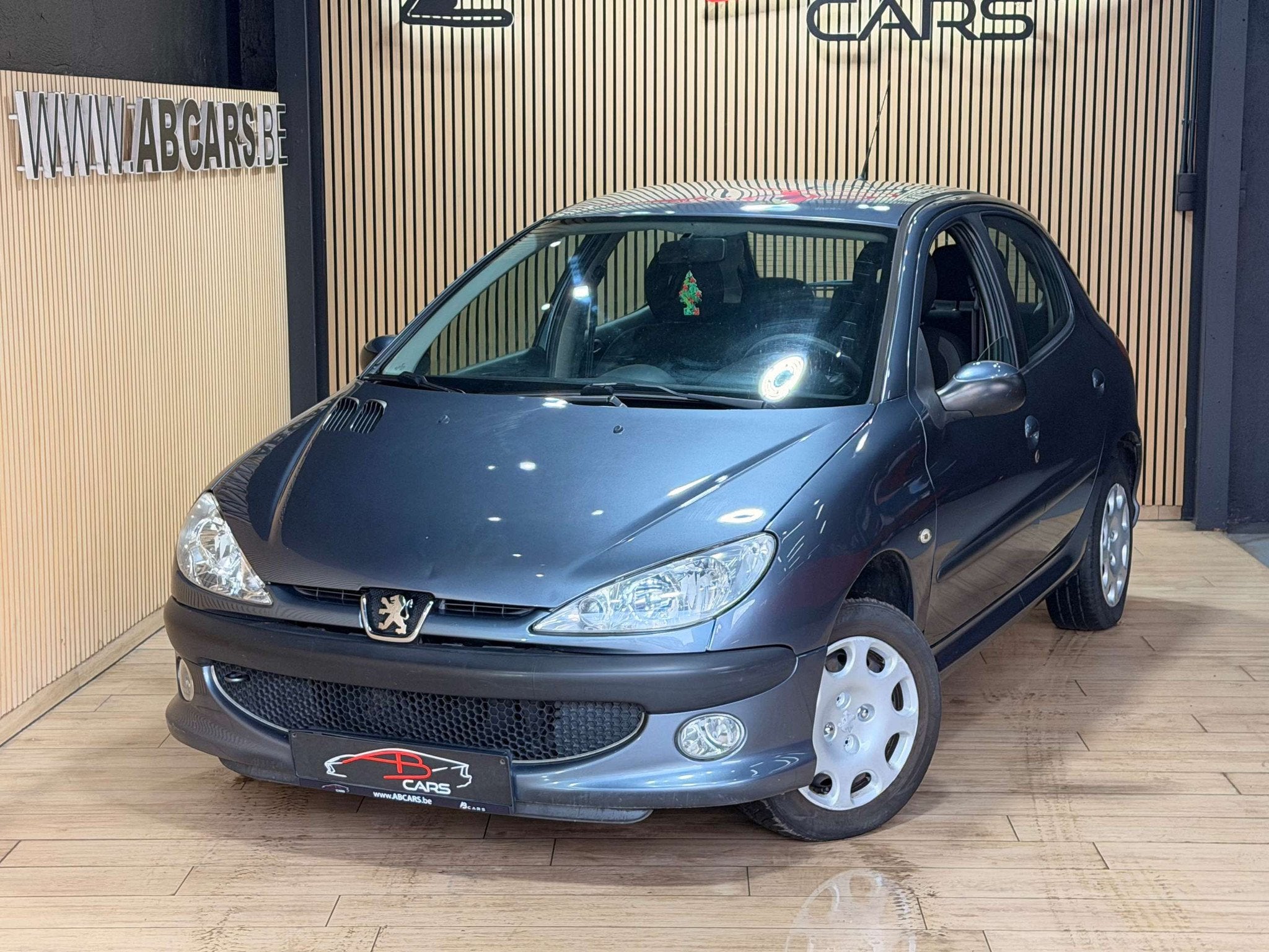 Peugeot 206 1.4i Trendy (bj 2007), Auto's, Peugeot, Stof, Zwart, 4 cilinders, Bedrijf