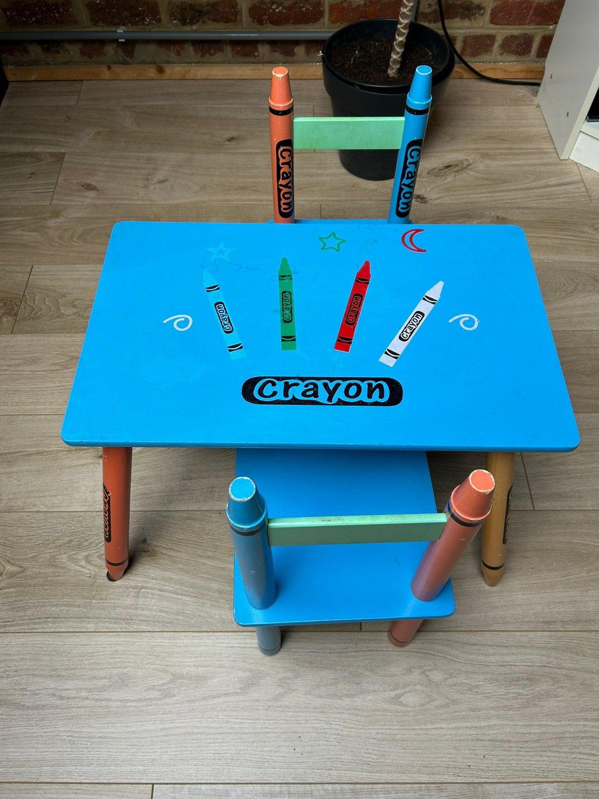 Table enfant « Crayon » + 2 chaises, Enlèvement, Utilisé