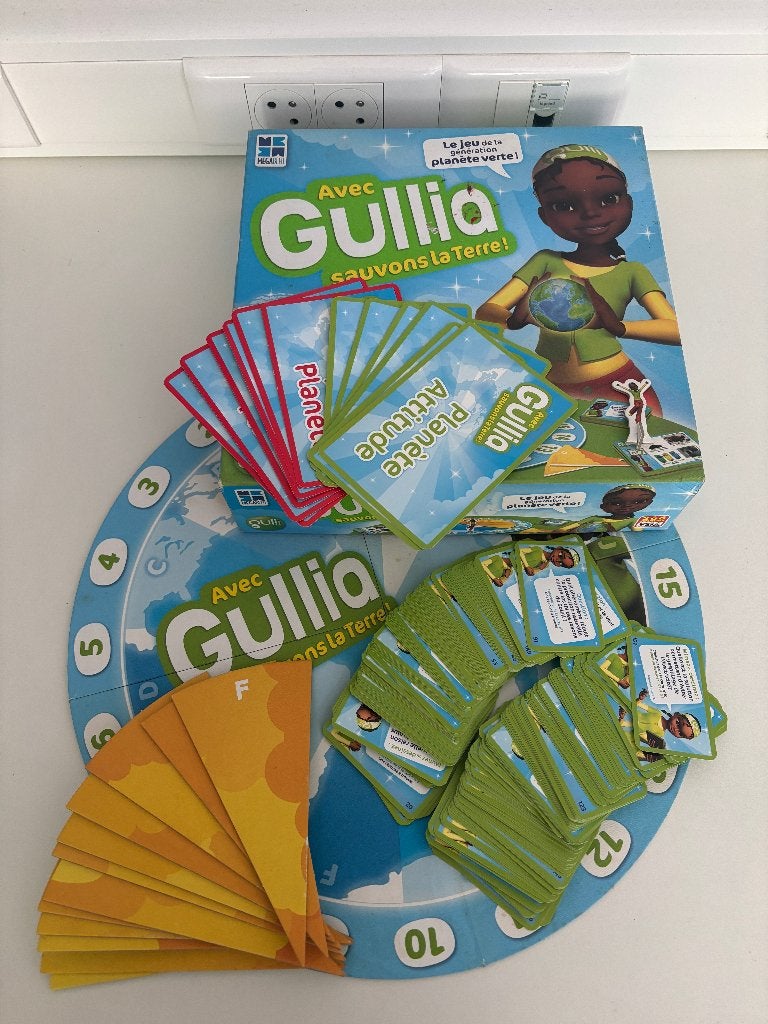 Jeu de société - Avec Gullia sauvons le Terre, Een of twee spelers, Ophalen of Verzenden, Gebruikt, Megableu