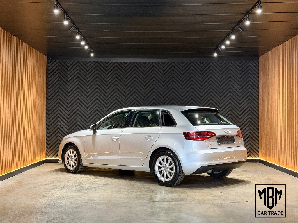 ✅ Audi A3 Sportback 1.2 TFSI Airco Cruise Control, Auto's, Voorwielaandrijving, Euro 5, Stof, Zwart