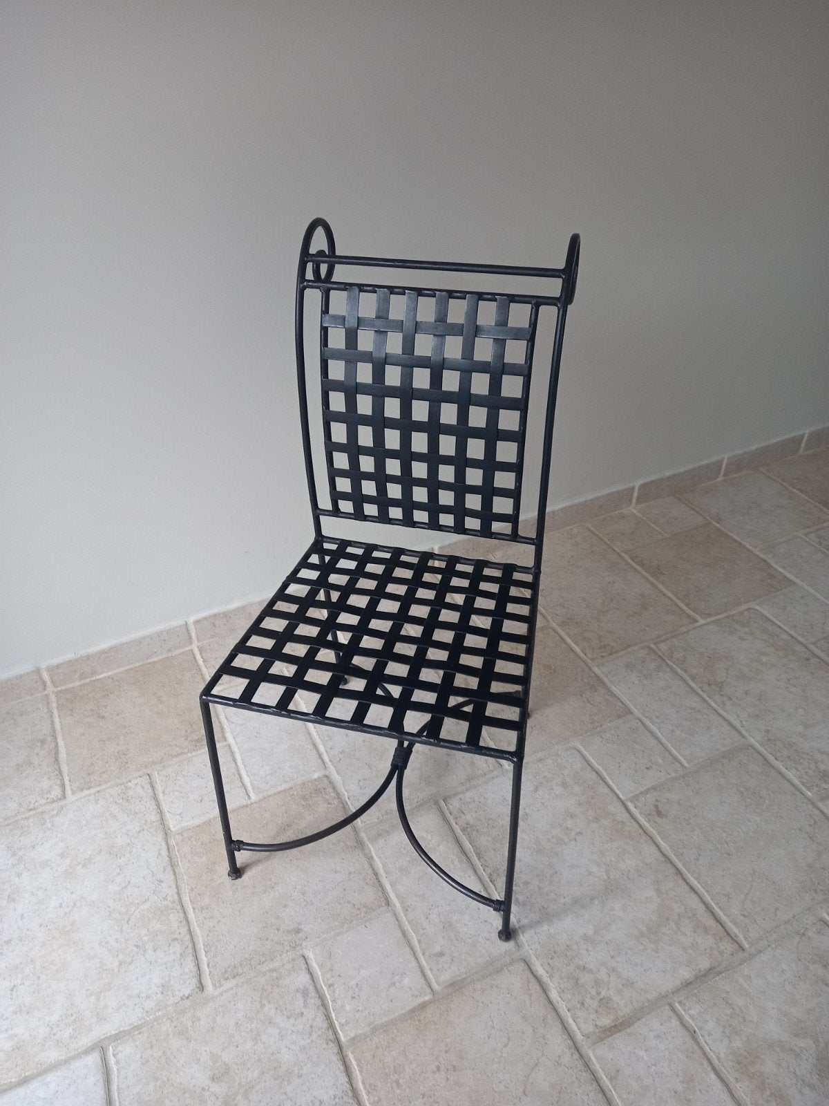 6 metalen stoelen, Ophalen, Zo goed als nieuw, Zwart, Metaal