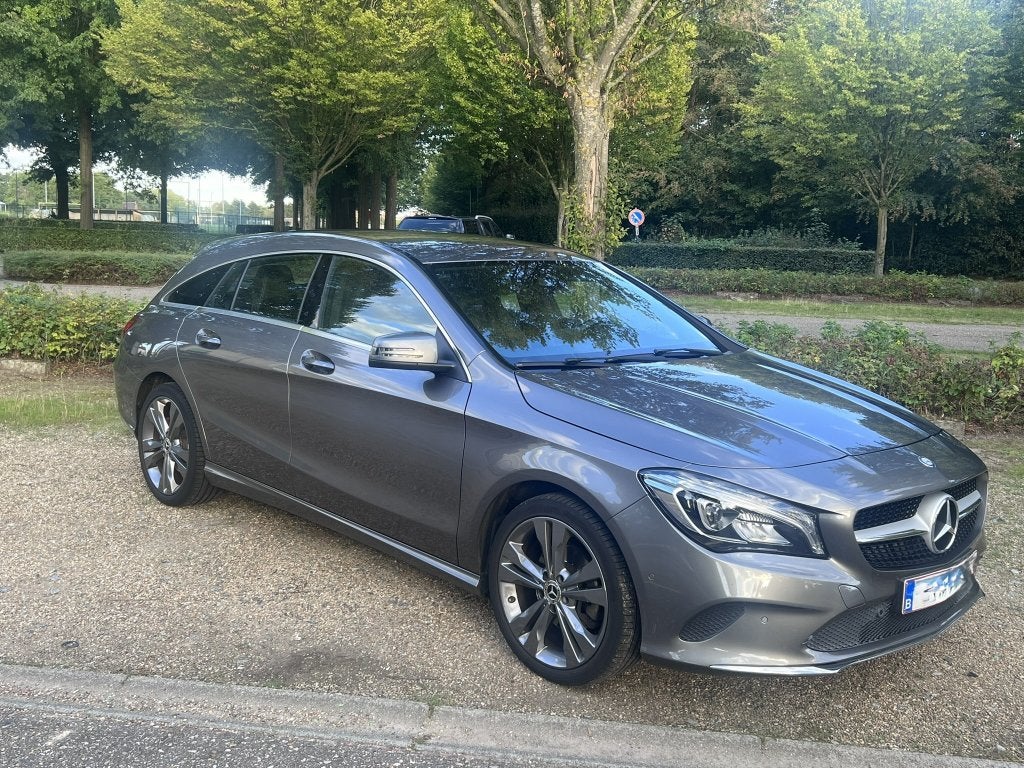 Mercedes CLA180 Shooting Break 2018, CLA, 4 cilinders, Leder en Stof, 1595 cc