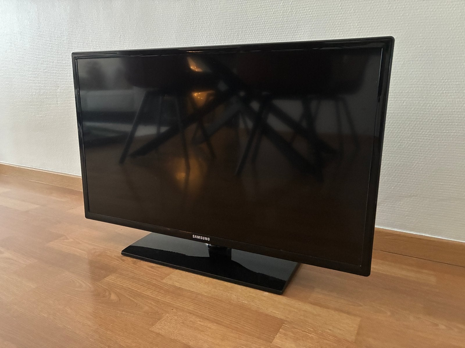 Samsung 32” TV - werkt perfect, TV, Hi-fi & Vidéo, Télévisions, Comme neuf, LCD, 60 à 80 cm, Samsung, Enlèvement