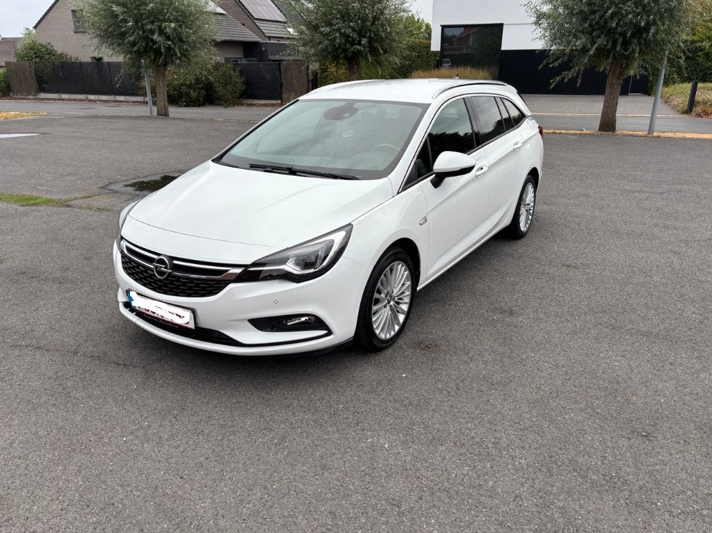 Opel Astra Sports Tourer+, Auto's, Dealer onderhouden, Leder en Stof, Wit, Particulier