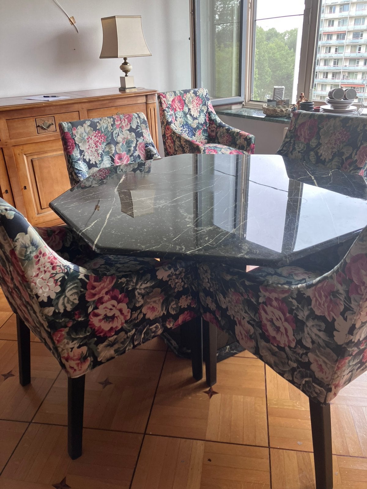 Marmeren tafel, Ophalen, Gebruikt