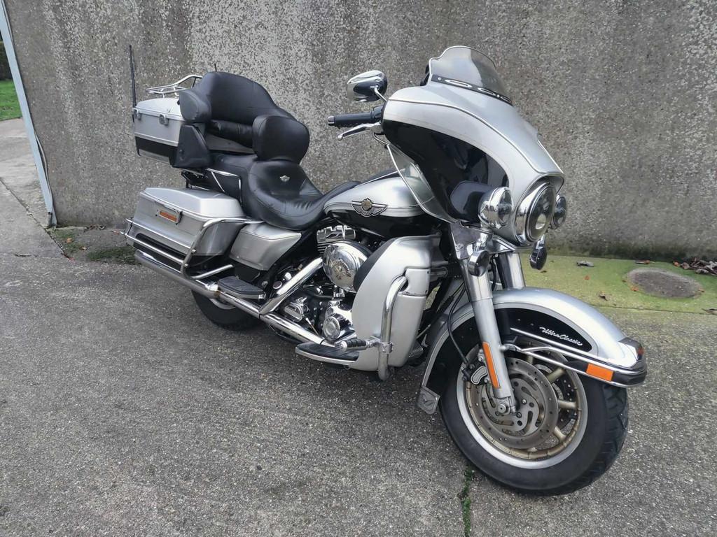Harley Davidson - D FLHTCUI - Motorcycle, Motoren, Bedrijf, Overig