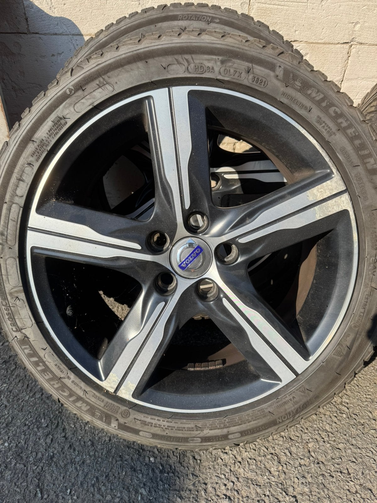 Velgen, wielen en banden Volvo V40 205/50R17 r-design, Auto-onderdelen, Ophalen, All Season, Band(en)