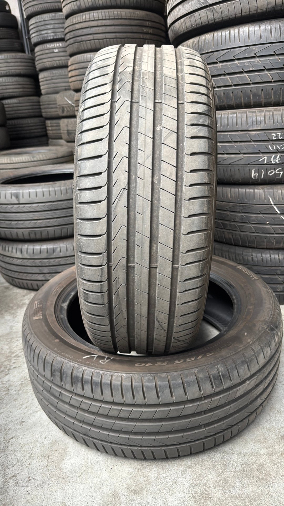 2355519 235/55/19 235/55R19 zomerbanden merk Pirelli, Ophalen