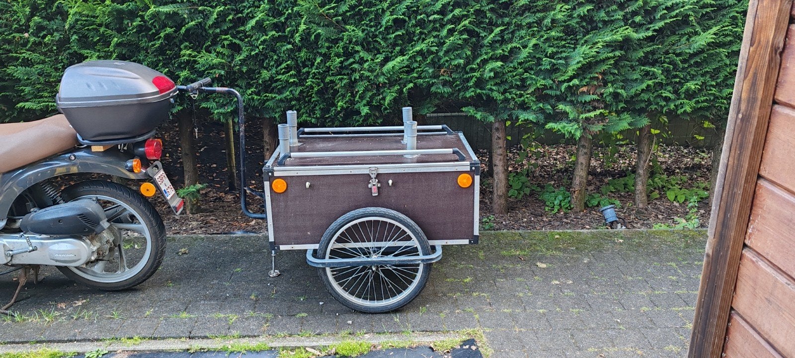 Karretje voor te gaan vissen, Ophalen