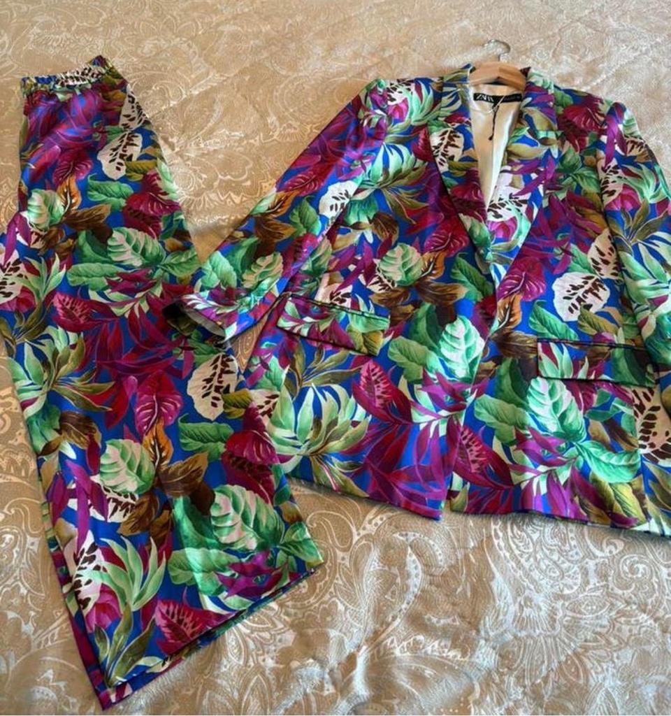Blazer pak zara, Kleding | Dames, Jasjes, Kostuums en Pakken, Ophalen of Verzenden, Zo goed als nieuw, Maat 38/40 (M)