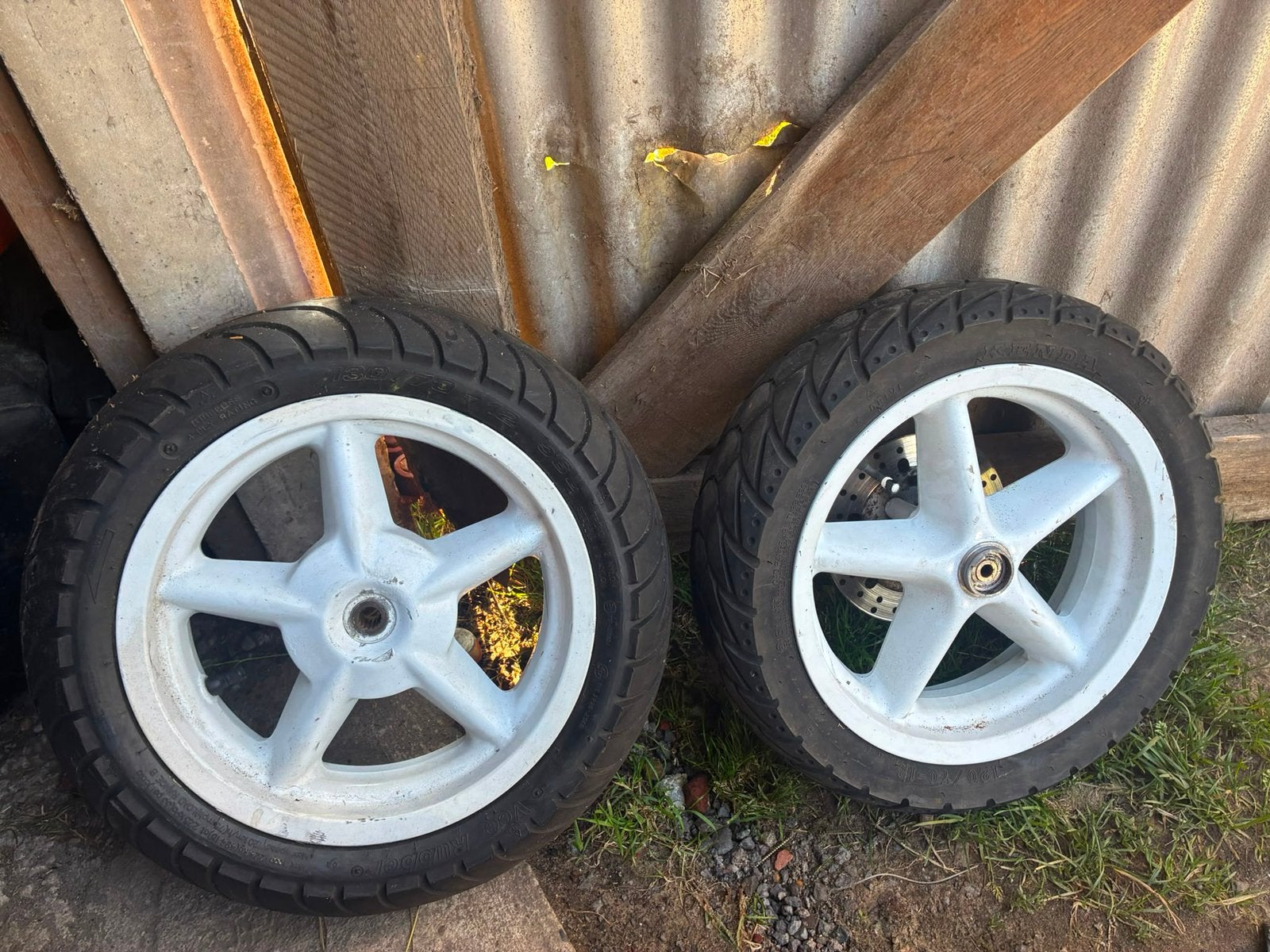 Ruilen tegen zwarte 12 inch sterren wielen, Motoren, Ophalen