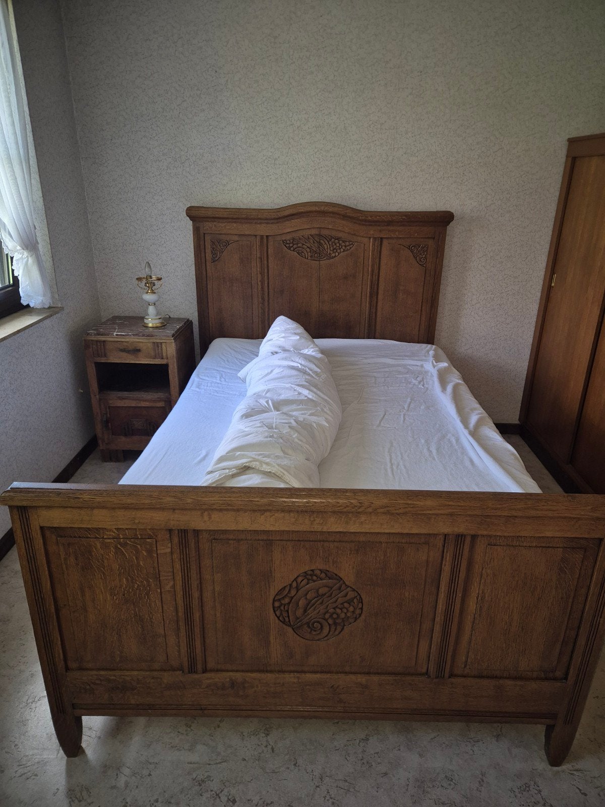 Oud eiken  slaapkamer meubels, Ophalen