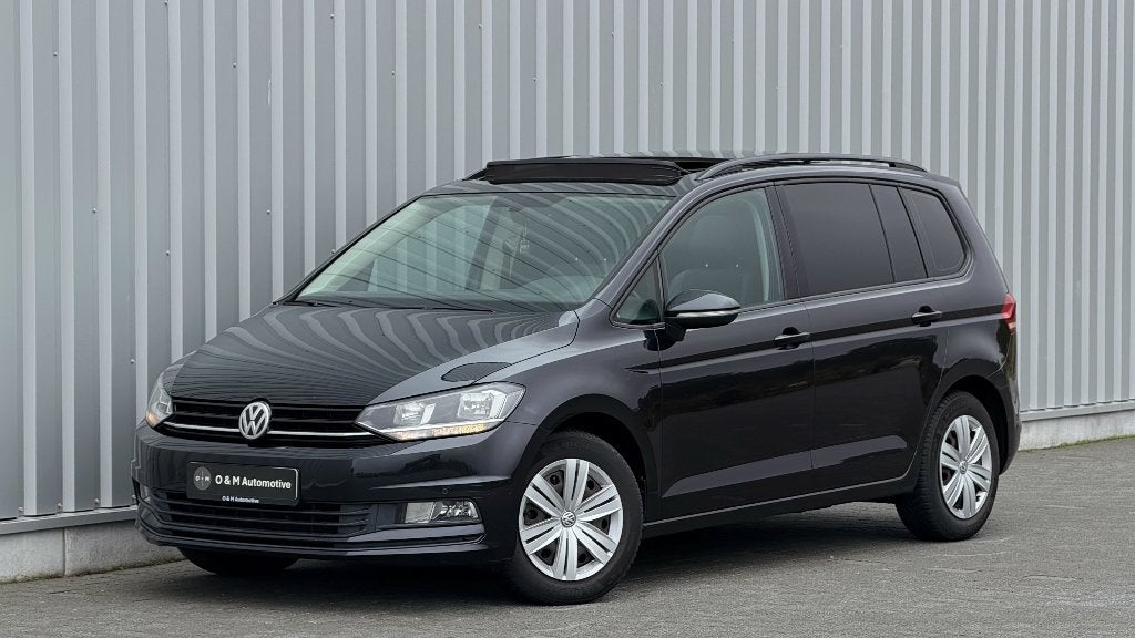 Volkswagen Touran 1.4 TSI 2017 Euro 6b Pano/ACC/Navi, Autos, Achat, Entreprise, Boîte manuelle, Capteur de stationnement