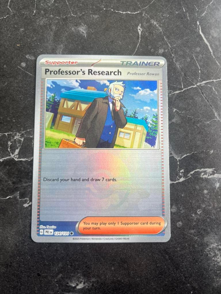 Professor’s Research 124/131 Pokeball Prismatic Evolutions, Ophalen of Verzenden, Zo goed als nieuw