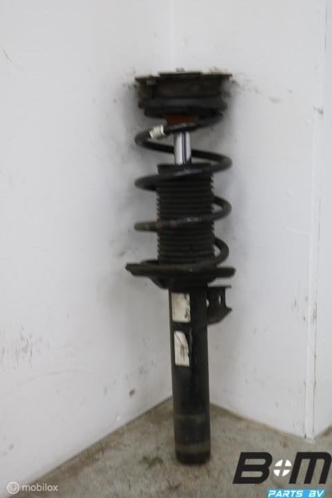 Veerpoot voorzijde kan L en R VW Golf 7 5Q0413023FN, Utilisé