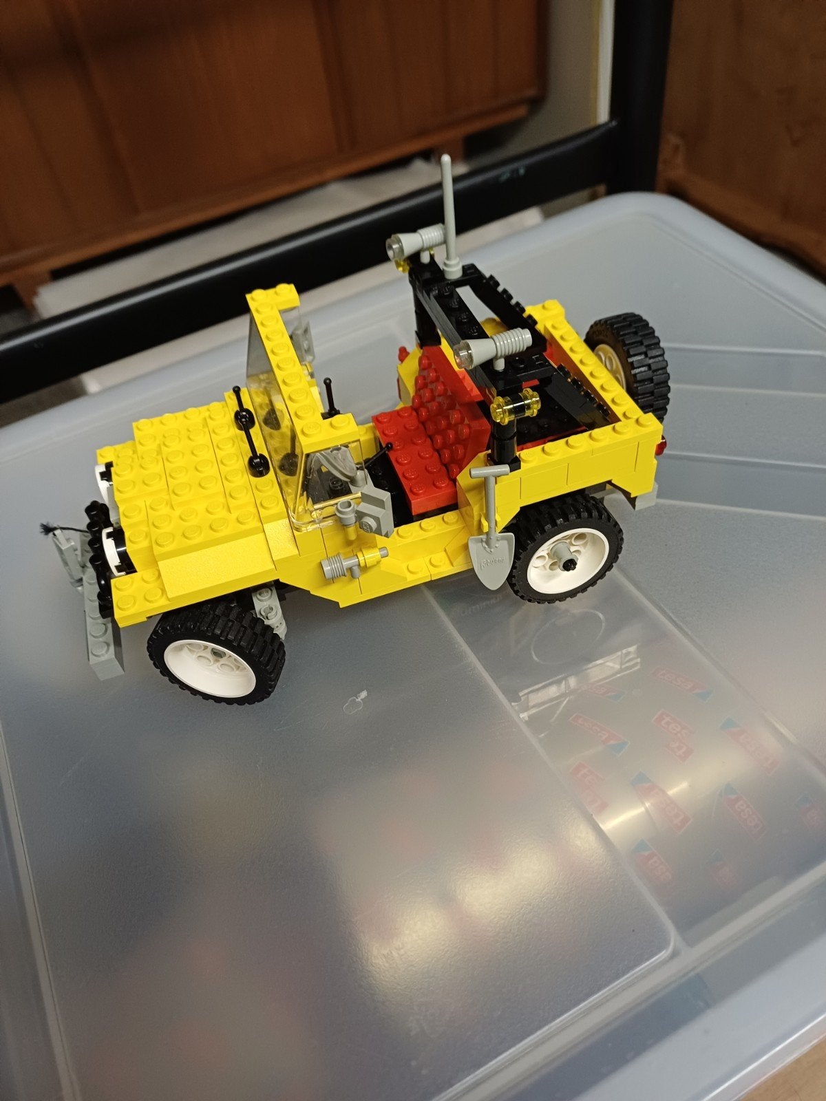 Lego, Ophalen