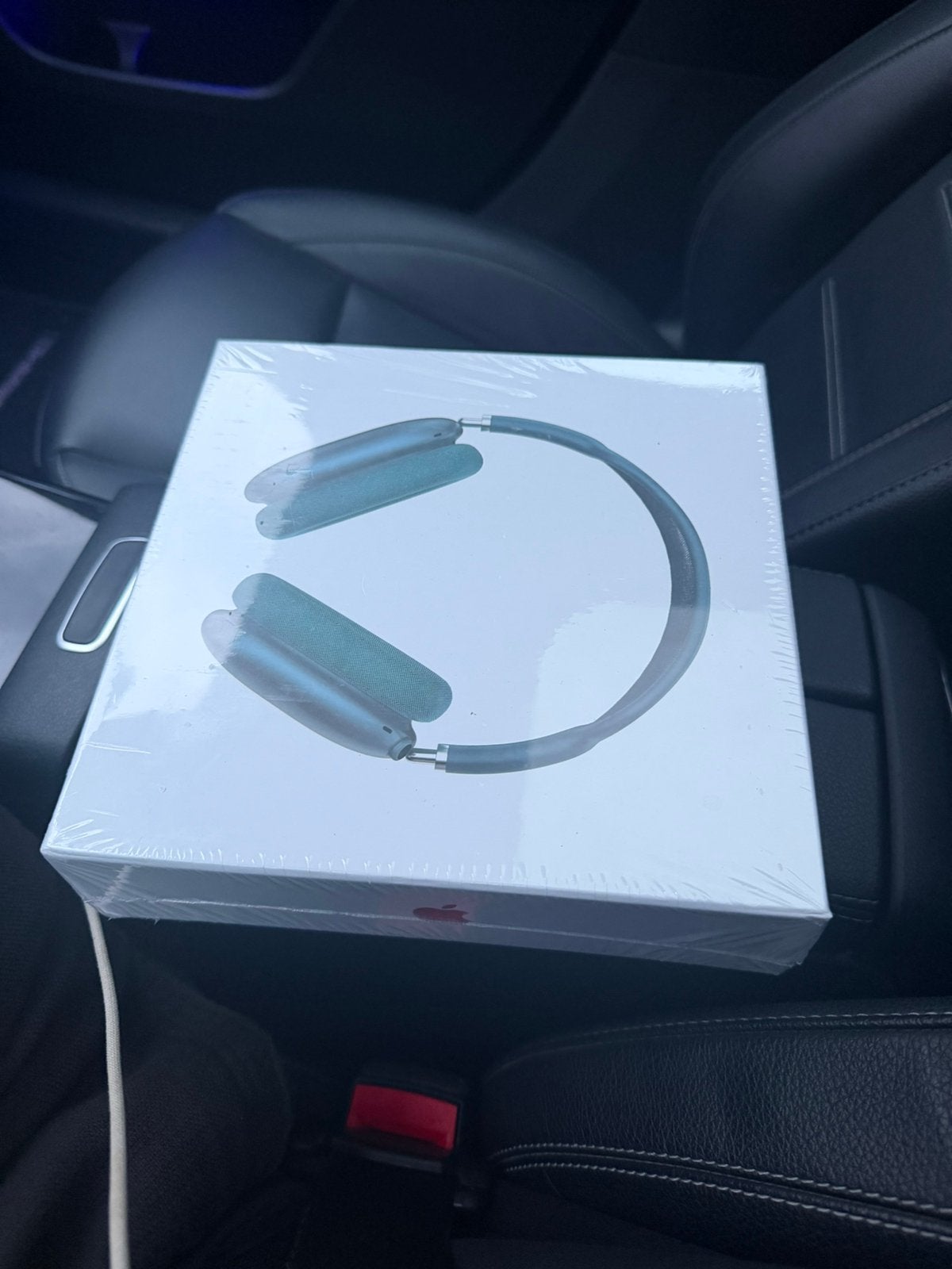 Air pods max, Telecommunicatie, Mobiele telefoons | Telefoon-opladers, Ophalen of Verzenden, Zo goed als nieuw