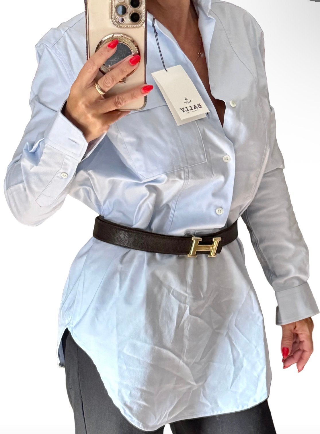 Nzuve 590€ Bally chemise mixte XS homme S femme, Vêtements | Femmes, Blouses & Tuniques, Enlèvement ou Envoi, Neuf, Bleu
