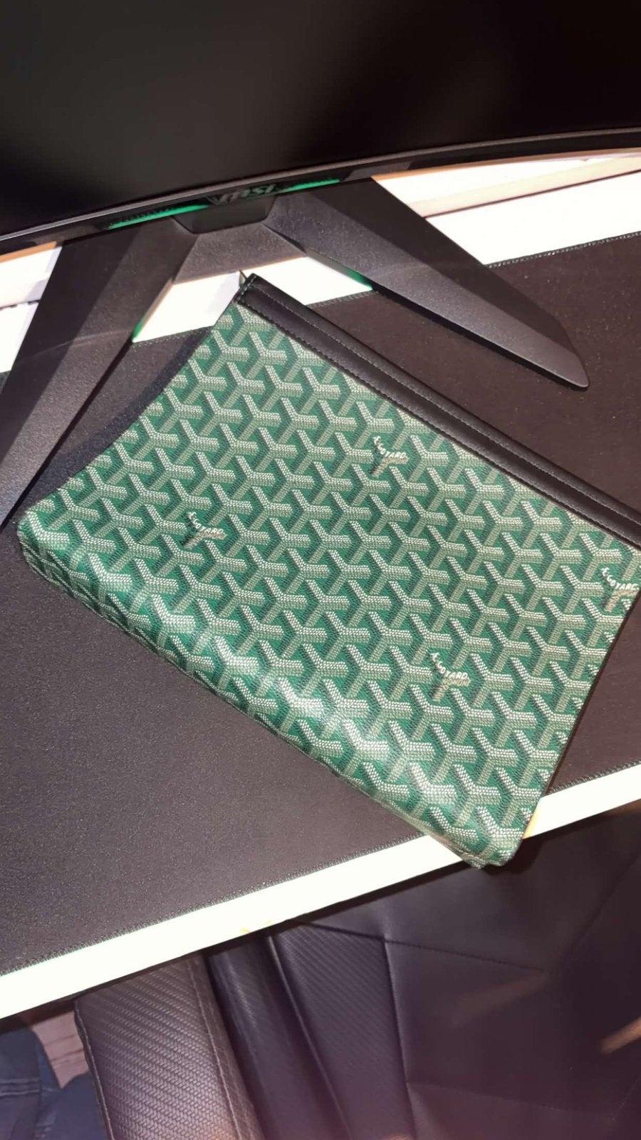 Pochette  goyard verte, Ophalen, Zo goed als nieuw