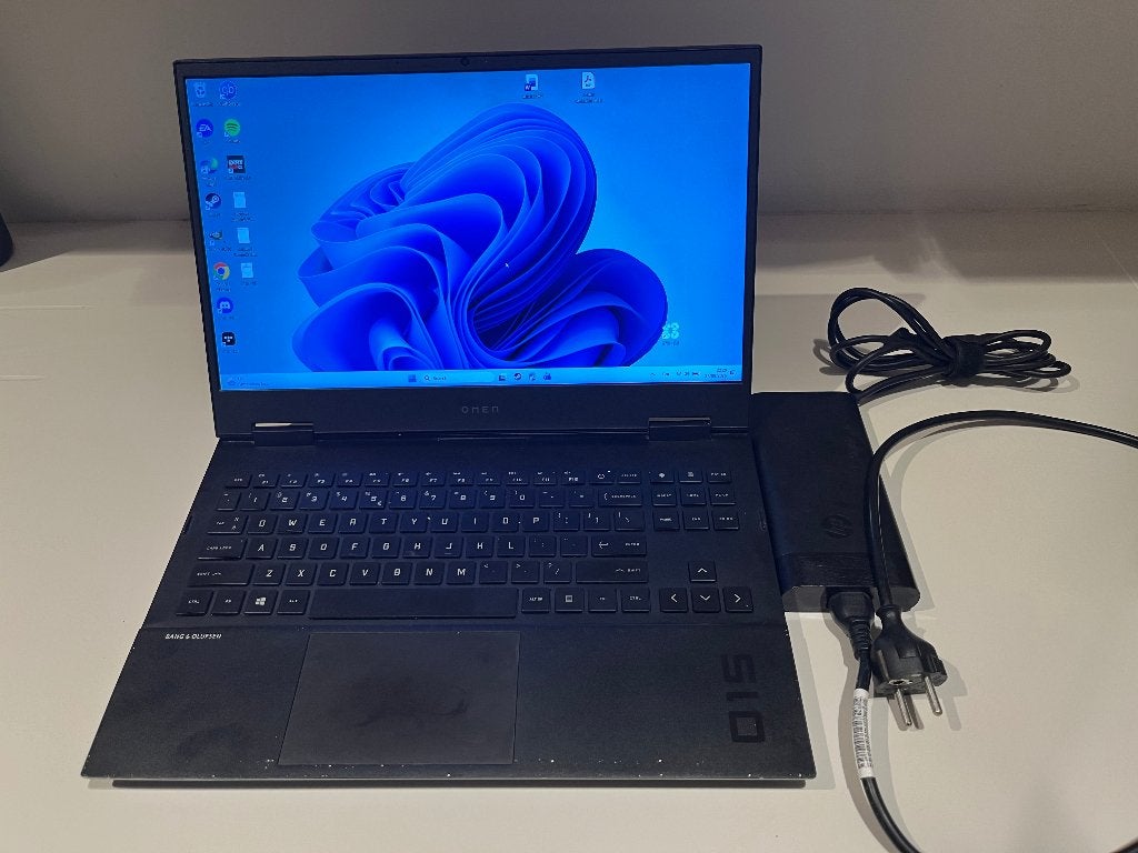 Arbres HP 15, Informatique & Logiciels, Hp, 512 GB, 4 Ghz ou plus, Utilisé
