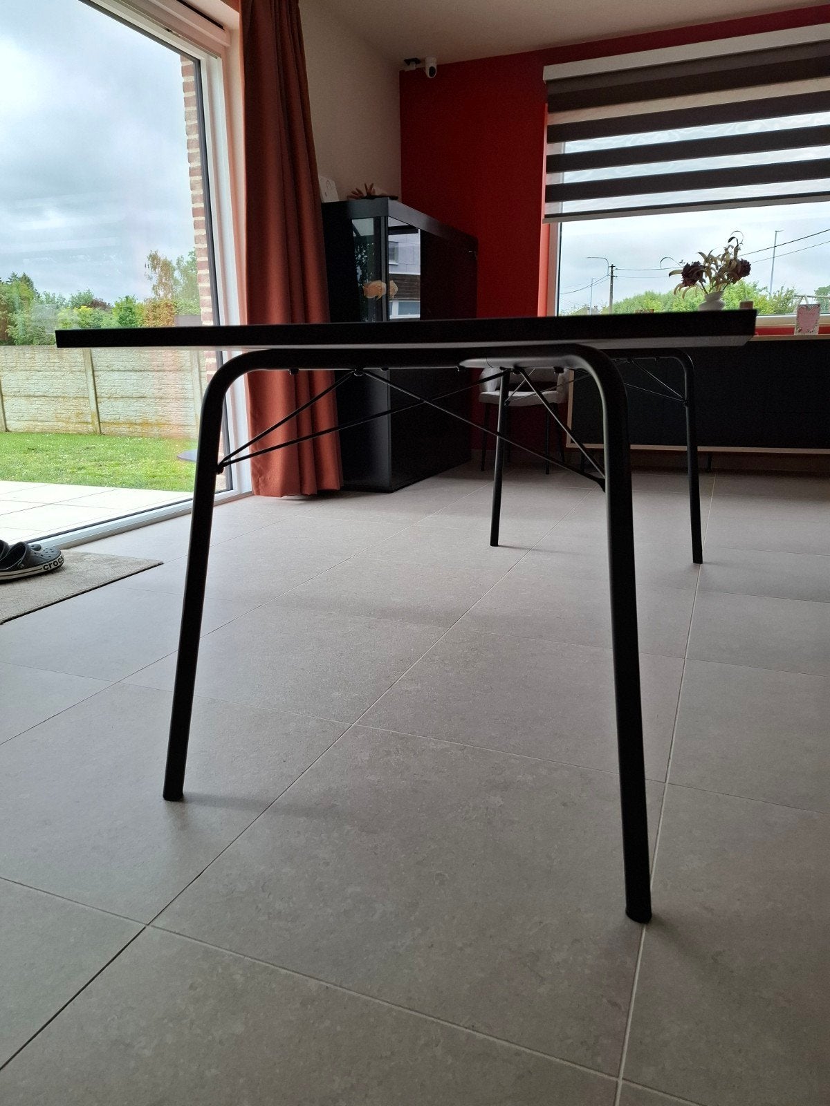 Stijlvolle houten eettafel te koop, Enlèvement