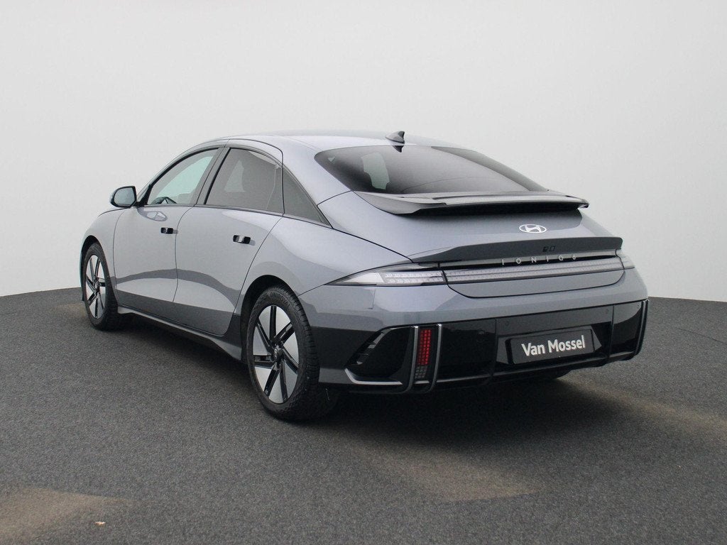 Hyundai Ioniq 6 53 kWh Core Plus NAVI | LED | CARPLAY, Auto's, Hyundai, Automaat, 4 deurs, Gebruikt, 750 kg