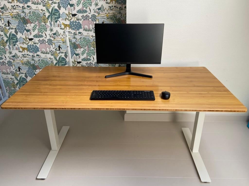 Zit sta bureau met bamboe blad, Maison & Meubles, Bureaux, Autres marques, Bureau assis-debout, Comme neuf, 152 cm