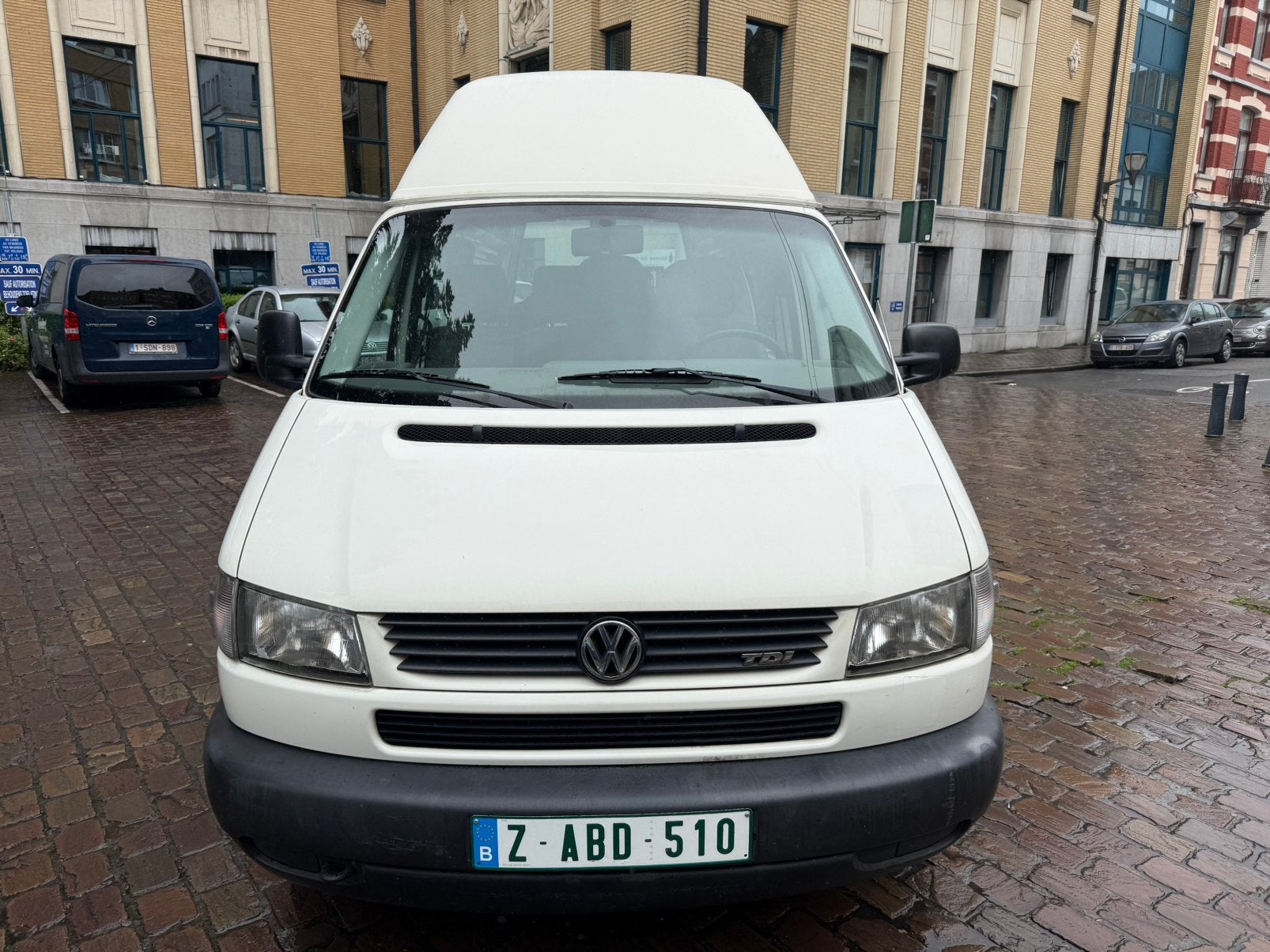 VOLKSWAGEN T4 diesel 2.5TDI 52.000km automaat, Auto's, Volkswagen, Particulier, Transporter, Diesel, Overige carrosserie, 4 deurs