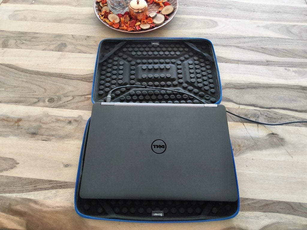 Laptop, Computers en Software, Ophalen of Verzenden, Zo goed als nieuw, SSD