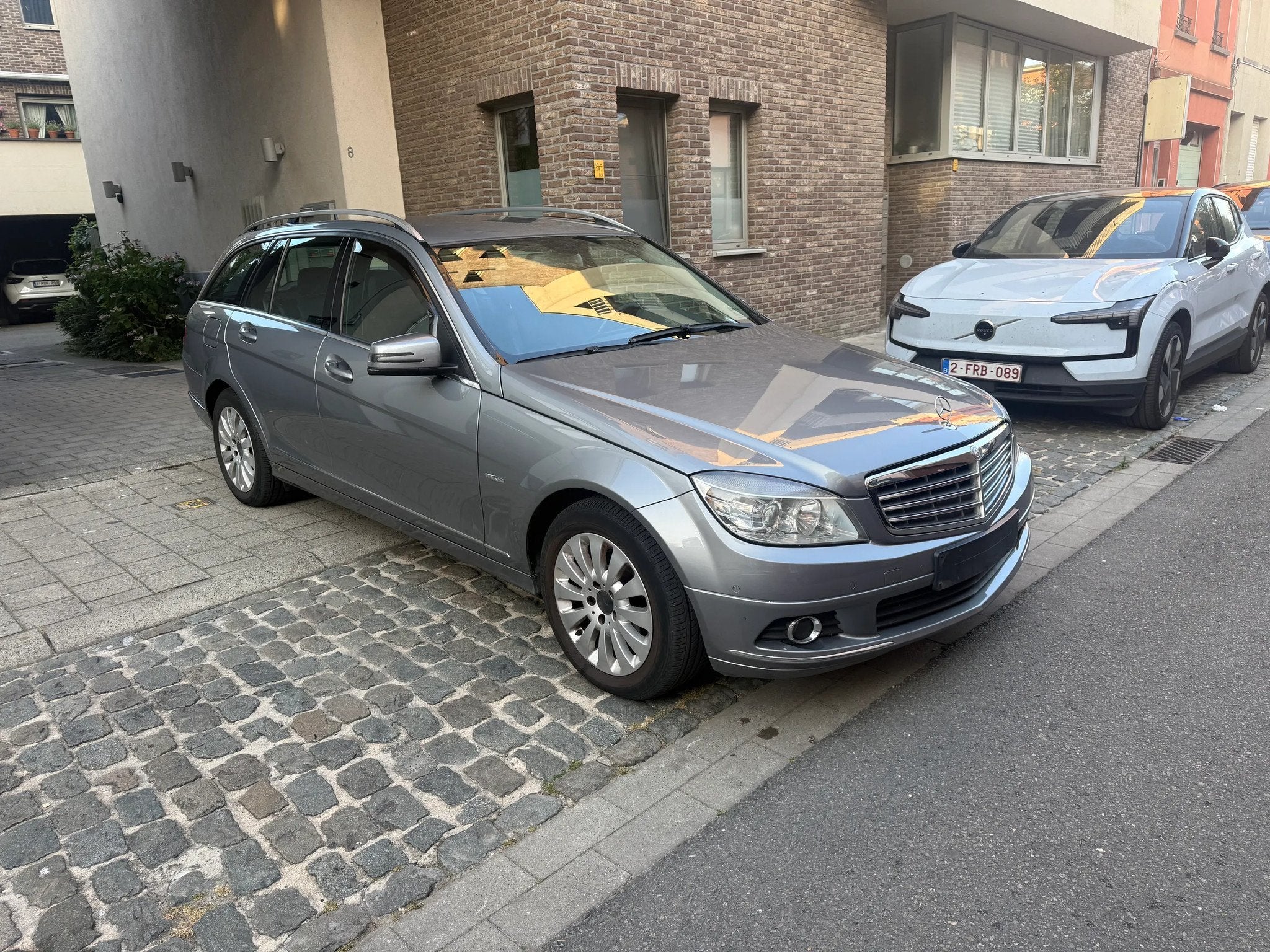 Mercedes-Benz C 200 AC 1er PROPRIÉTAIRE, Autos, Mercedes-Benz, Entreprise, Achat, Classe C, Caméra 360°, Peinture métallisée, Caméra