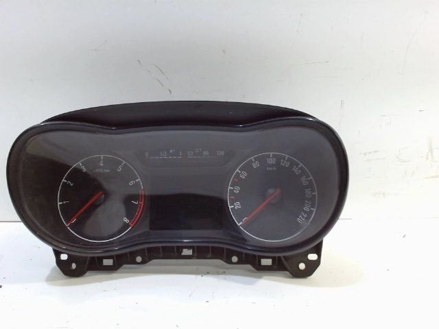 Cockpit Opel Corsa, Onderdelen@venauto.nl, Van der Ven Autorecycling B.V., Ettenseweg 76, 4706 PB Roosendaal, The Netherlands