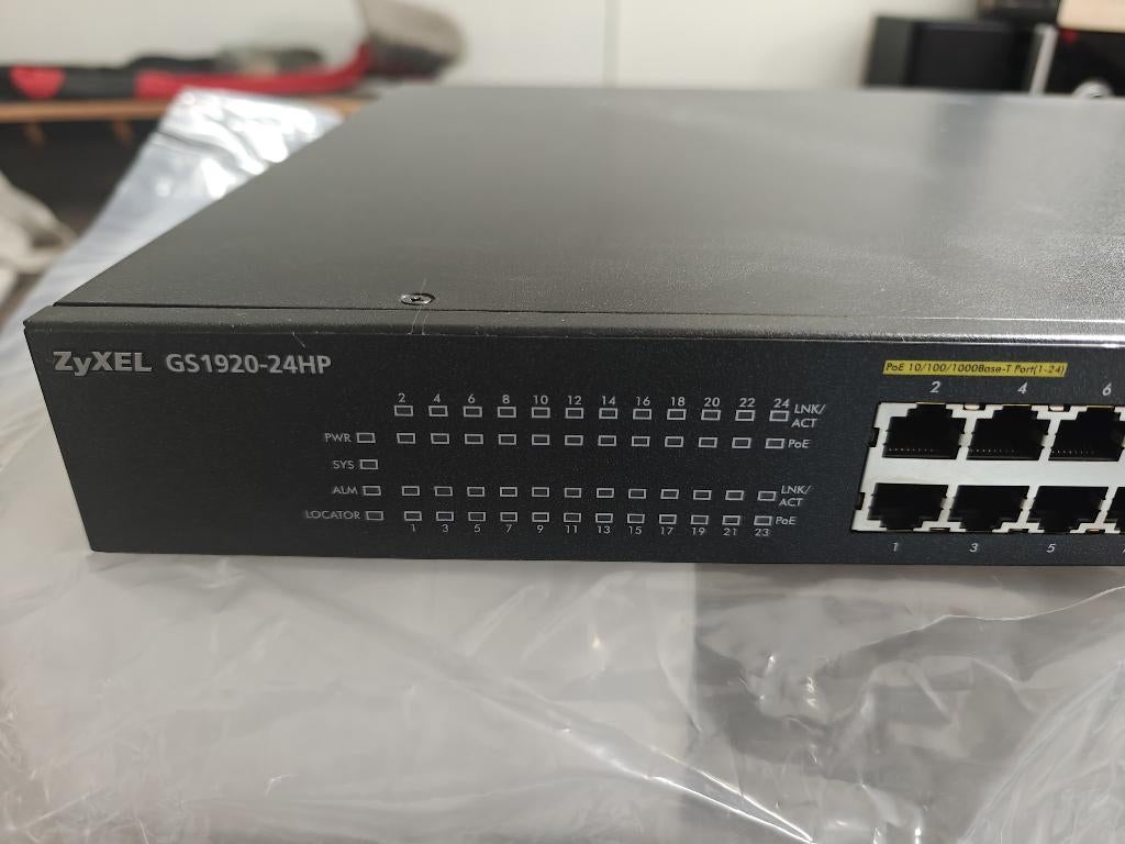 switch 24 ports PoE Zyxel GS1920-24HP – neuf, Enlèvement ou Envoi, Neuf