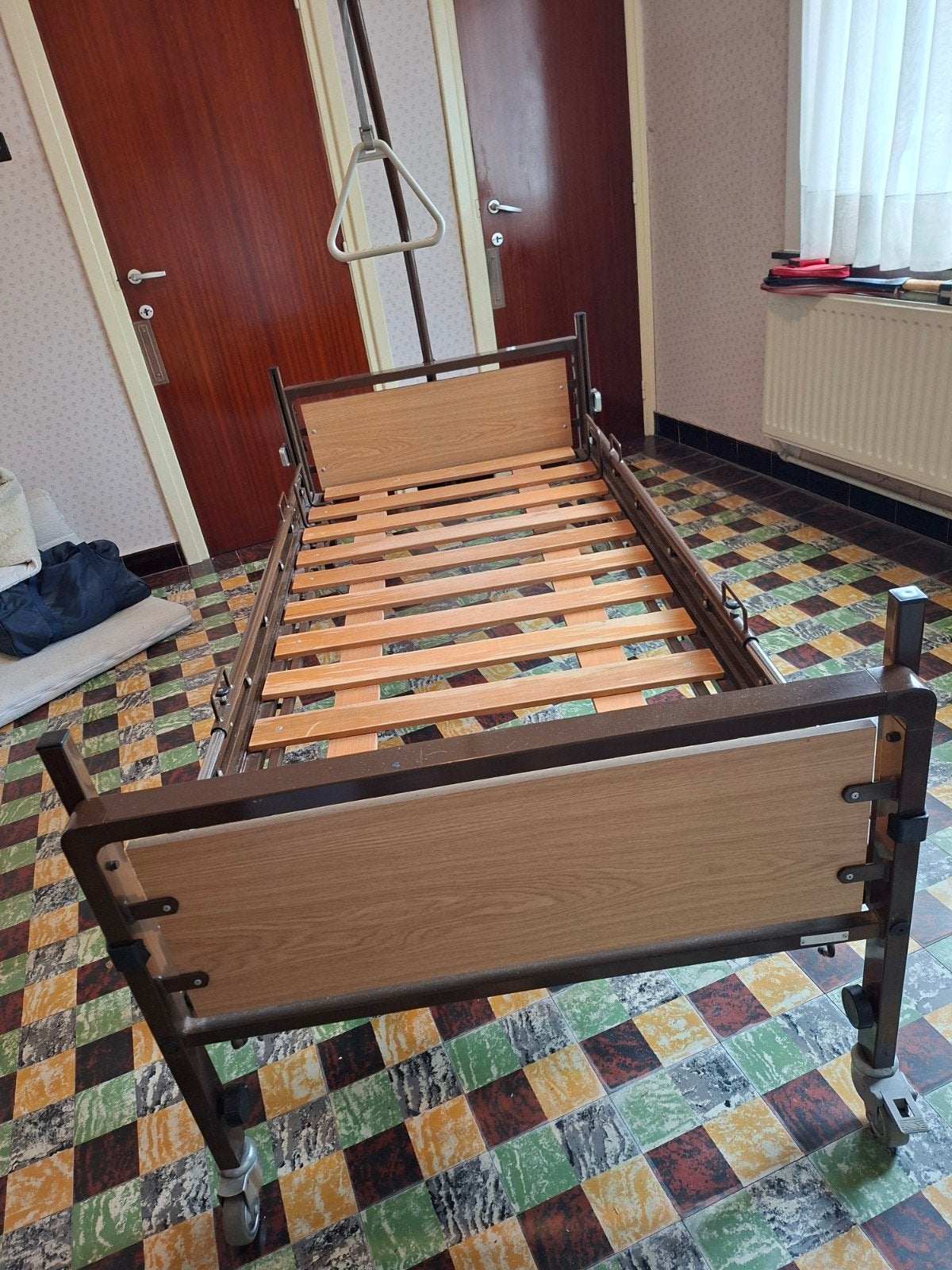ziekenhuisbed, Ophalen