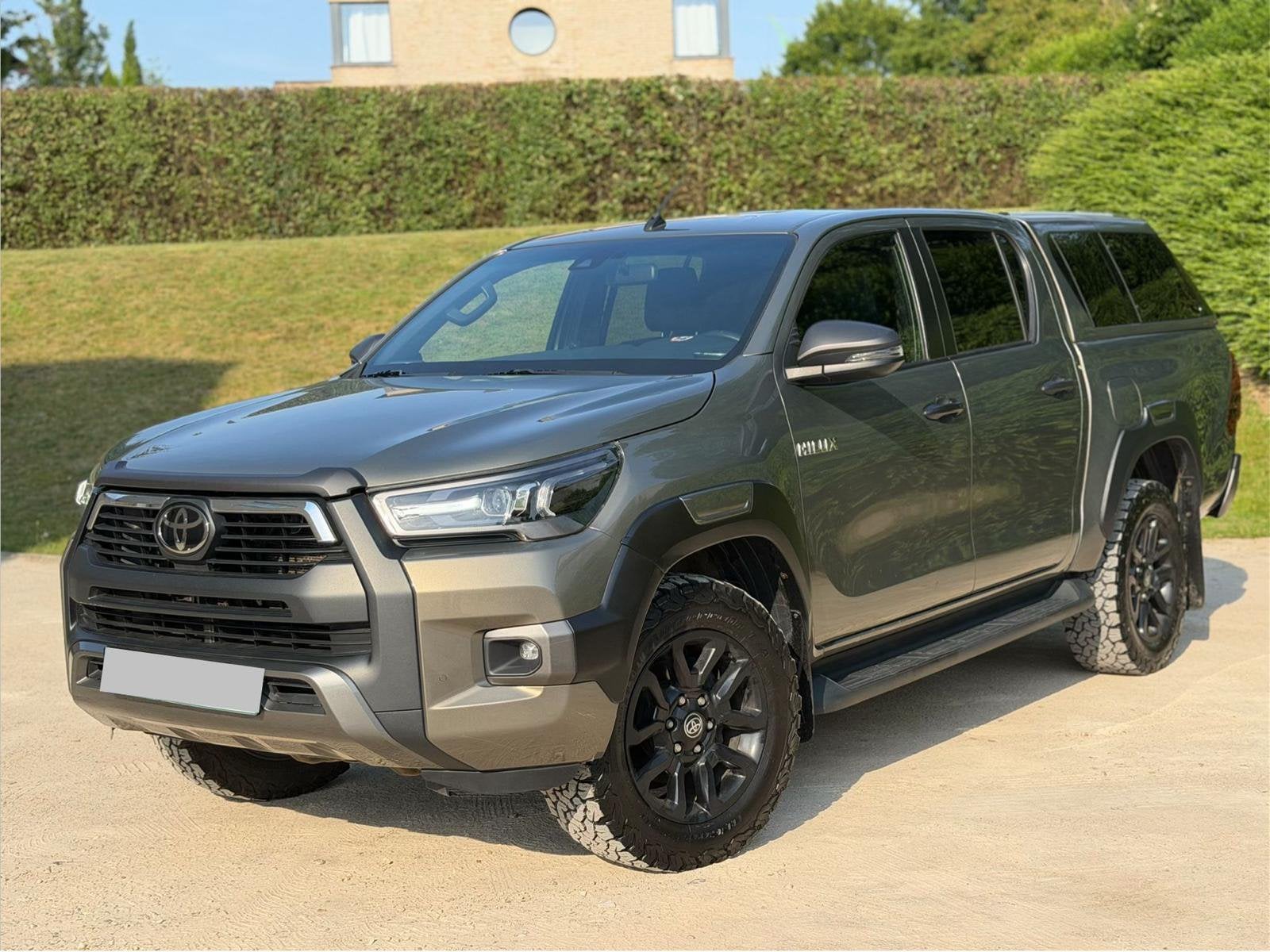 Toyota Hilux 2.8D-4D  204CV INVINCIBLE AUTO 4WD 4X4 HARDTOP, Auto's, Automaat, 4 cilinders, Leder, SUV of Terreinwagen