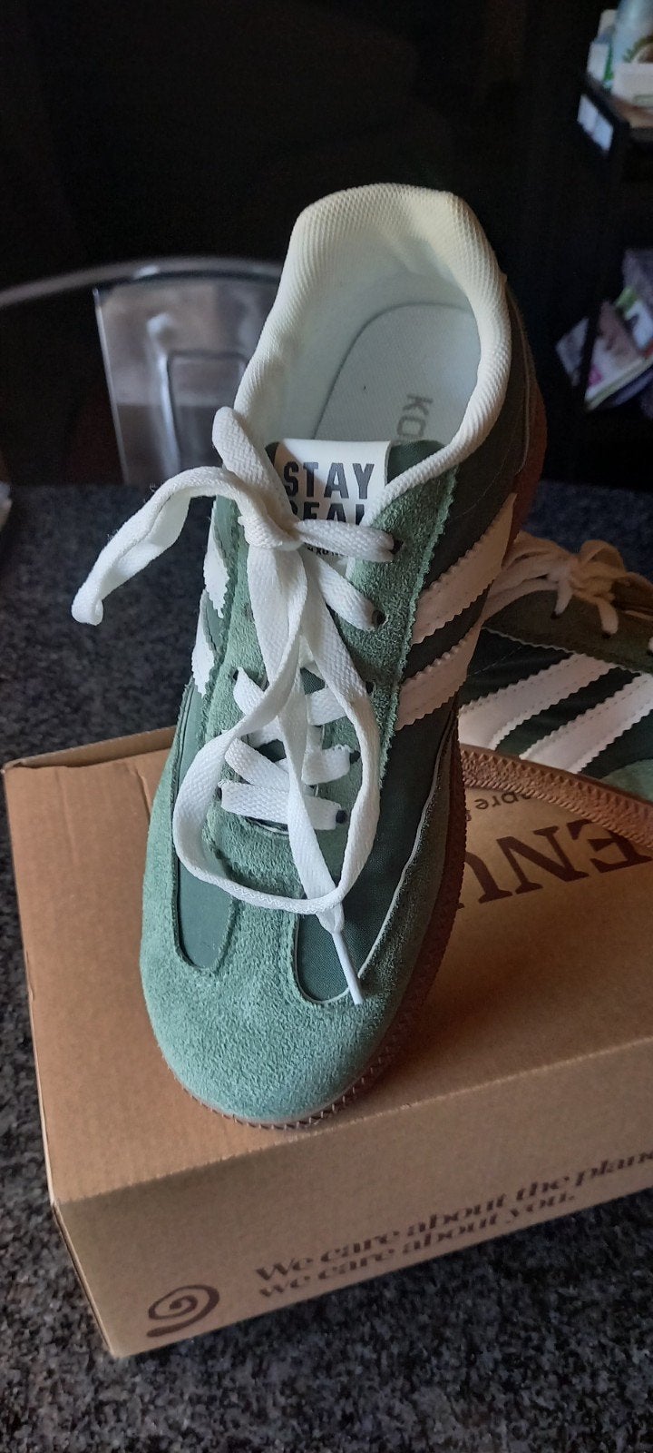 Baskets. 37.  KOONEXY, Enlèvement ou Envoi, Sneakers et Baskets, Comme neuf, Vert