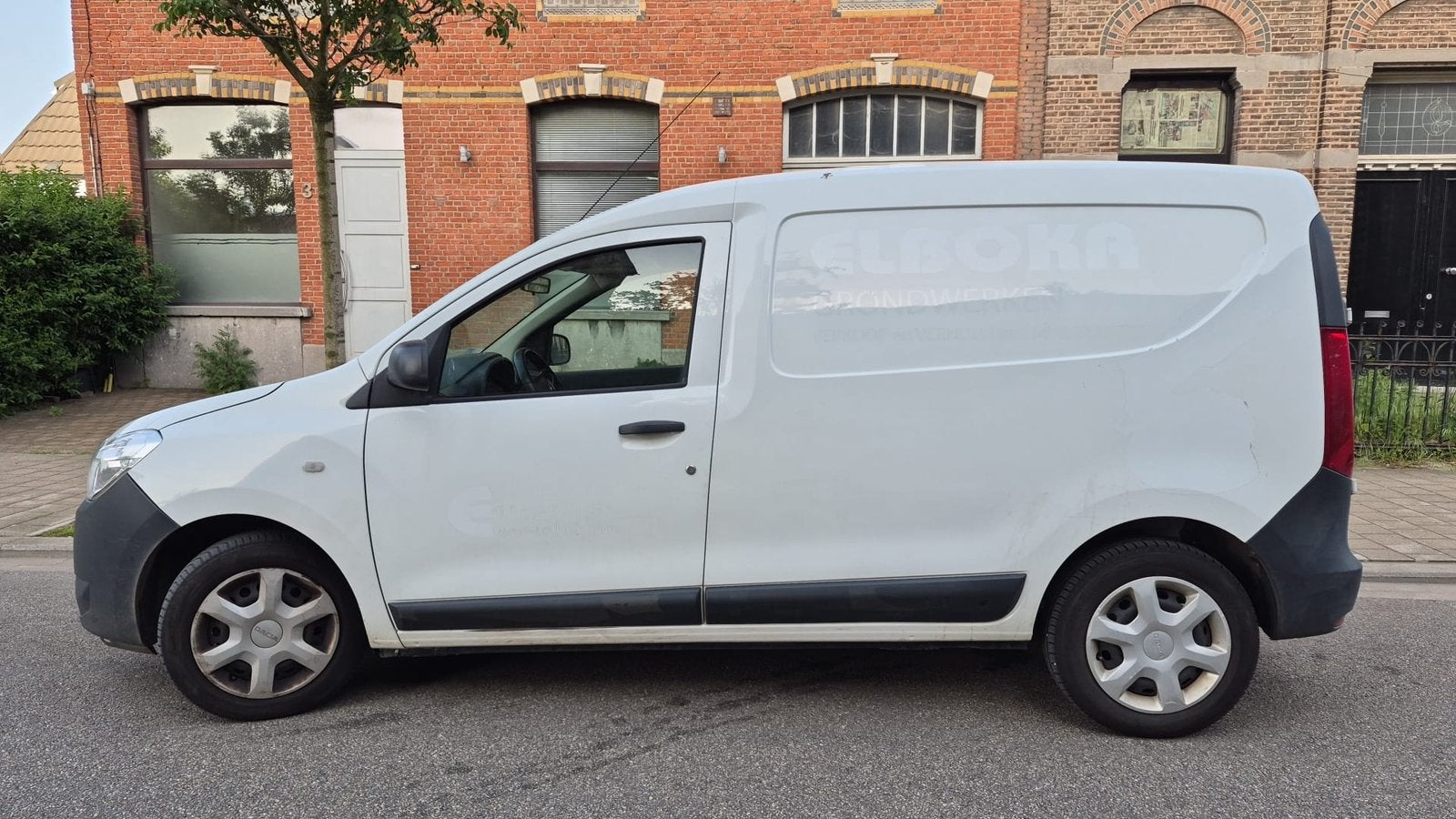 Dacia Dokker 1.5 Diesel– 2020– 211.735 km – Gekeurd, Autos, Dacia, Achat, Entreprise, 2 places, Boîte manuelle
