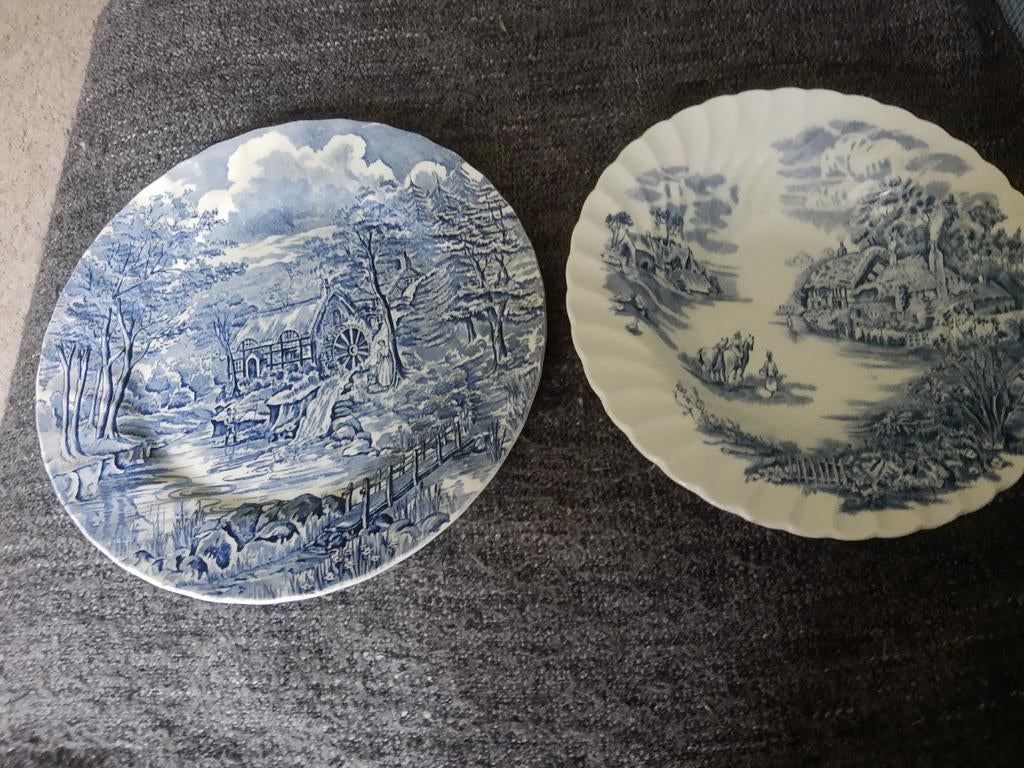 2 vintage Engels borden, Ophalen