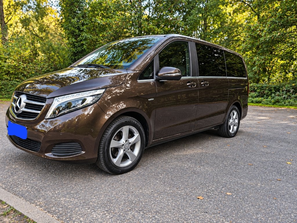 Mercedes V220 Automaat dubbel Cab. Led - Navi - 360 cam, Autos, Achat, Euro 6, Entretenue par le concessionnaire, 5 portes