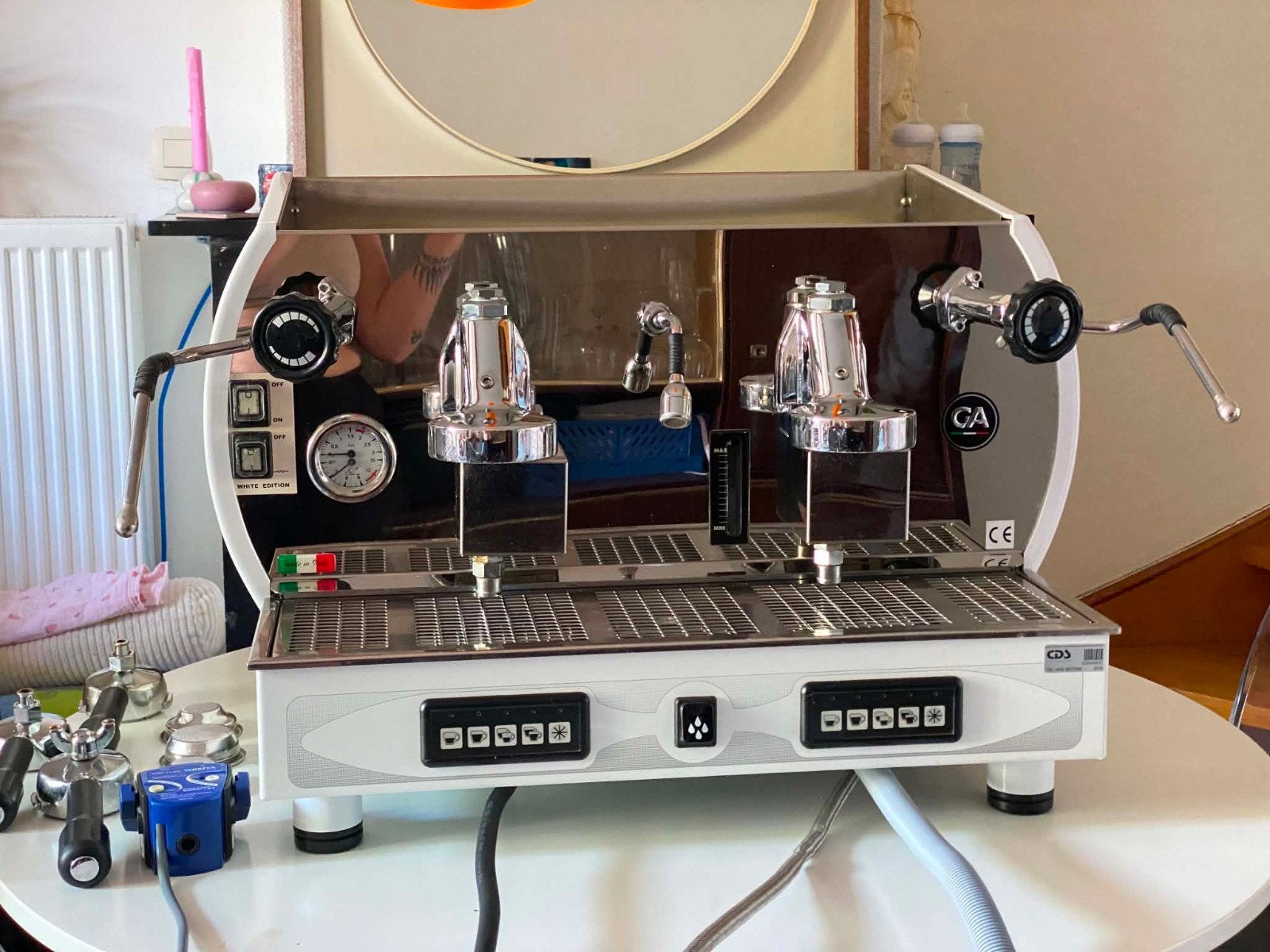La Nuova Era Altea 2-Groeps Espressomachine - WhiteLa Nuova, Elektronische apparatuur, Koffiezetapparaten, Ophalen