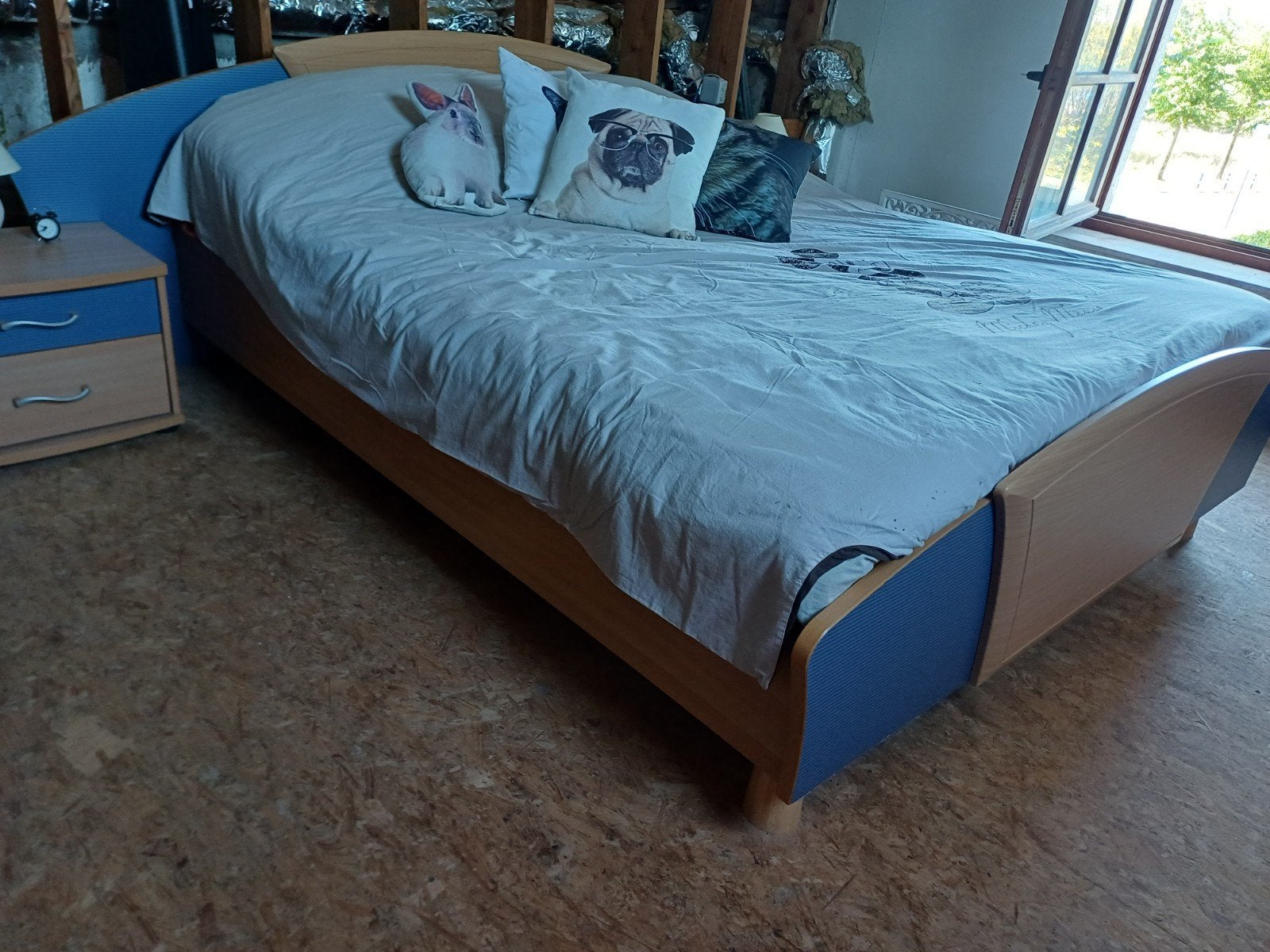 Slaapkamer met tweepersoonsbed, Huis en Inrichting, Slaapkamer | Bedden, Ophalen