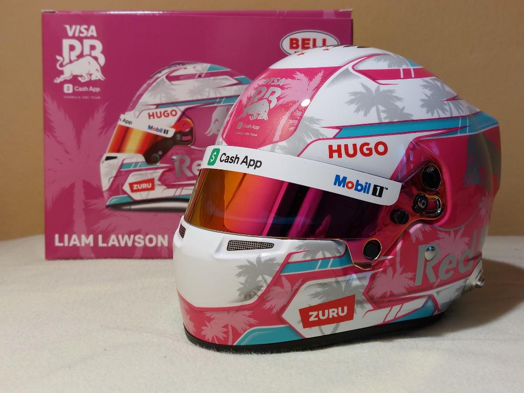 Liam Lawson VCARB Racing Bulls F1 helm Miami GP 2025 1:2, Verzenden, Nieuw, Formule 1