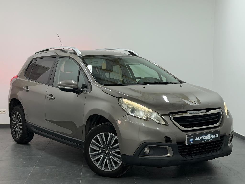 Peugeot 2008 1.6 e-HDi Euro5 - Carnet - Navigation  1er Main, Auto's, Voorwielaandrijving, Euro 5, Stof, https://public.car-pass.be/vhr/438d54af-788d-4be0-91ab-8d498311a3b8