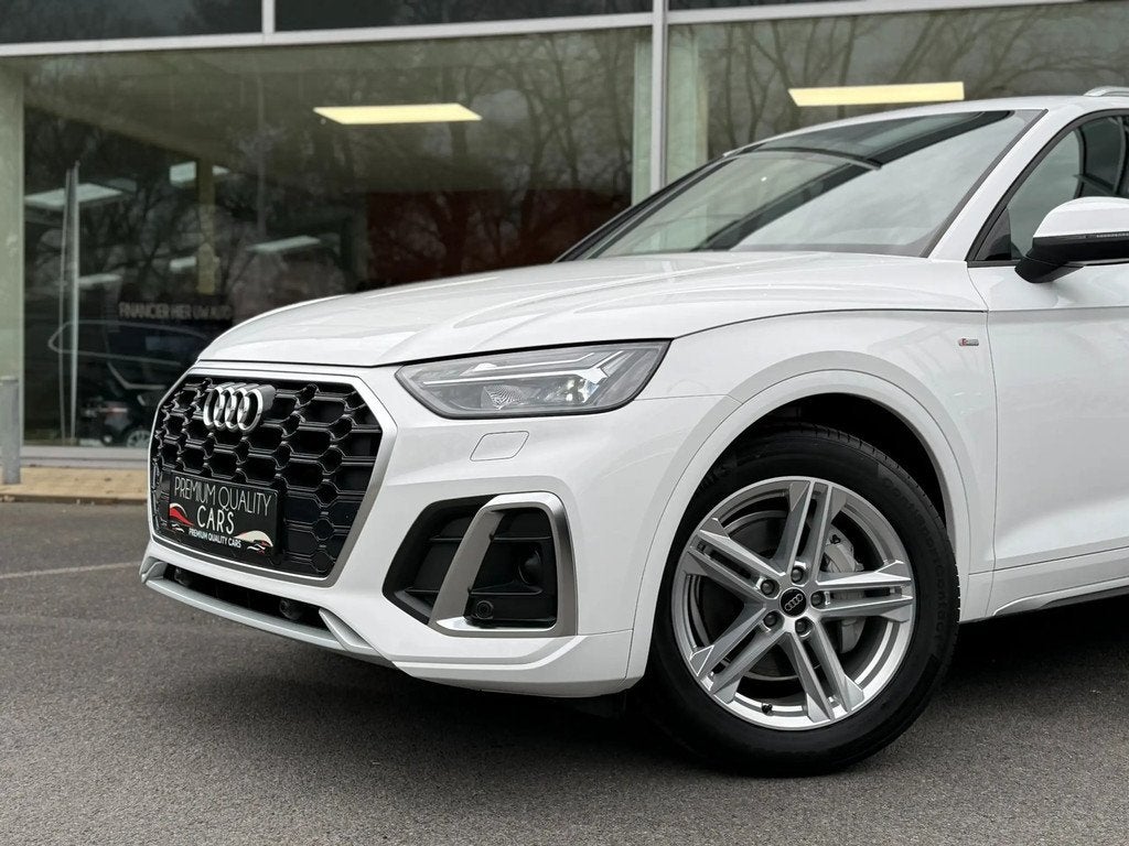 Audi Q5 S-LINE / CHAUFFAGE DES SIÈGES / CAMÉRA / CARPLAY /, Autos, Audi, Achat, Entreprise, Q5, 1878 kg
