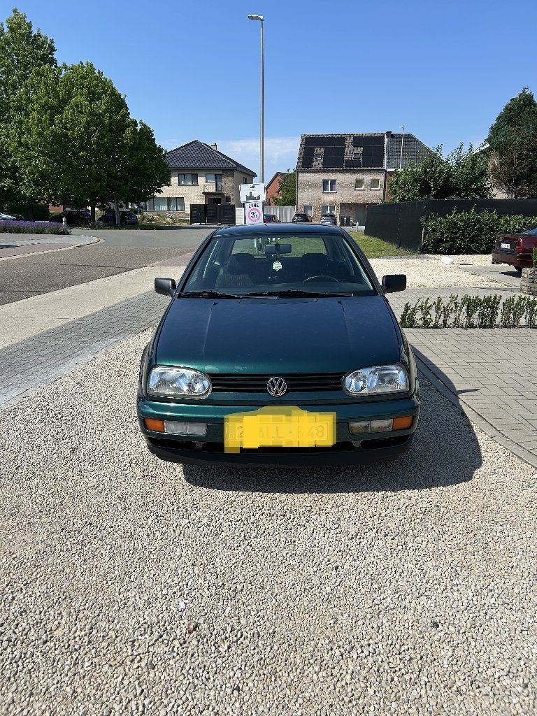 Volkswagen Golf 3, Auto's, Volkswagen, Particulier, Golf, Diesel, Euro 2, Stadsauto, 3 deurs, Handgeschakeld, Groen, Grijs, Stof