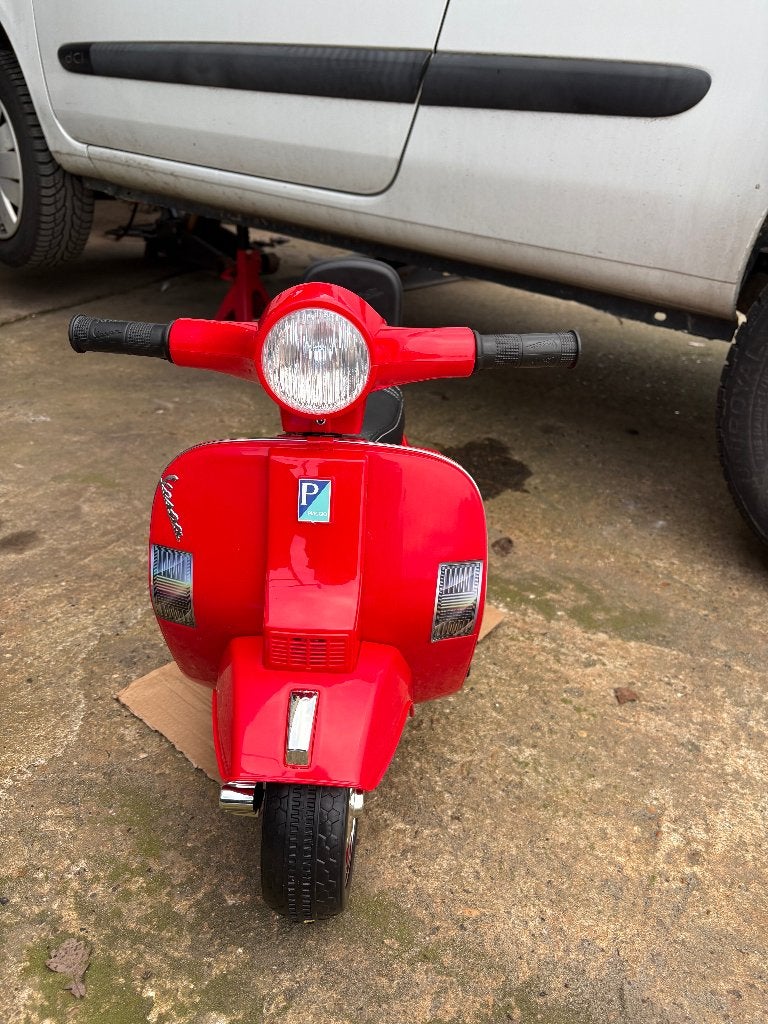 Vespa, Kinderen en Baby's, Speelgoed | Buiten | Voertuigen en Loopfietsen, Ophalen, Nieuw