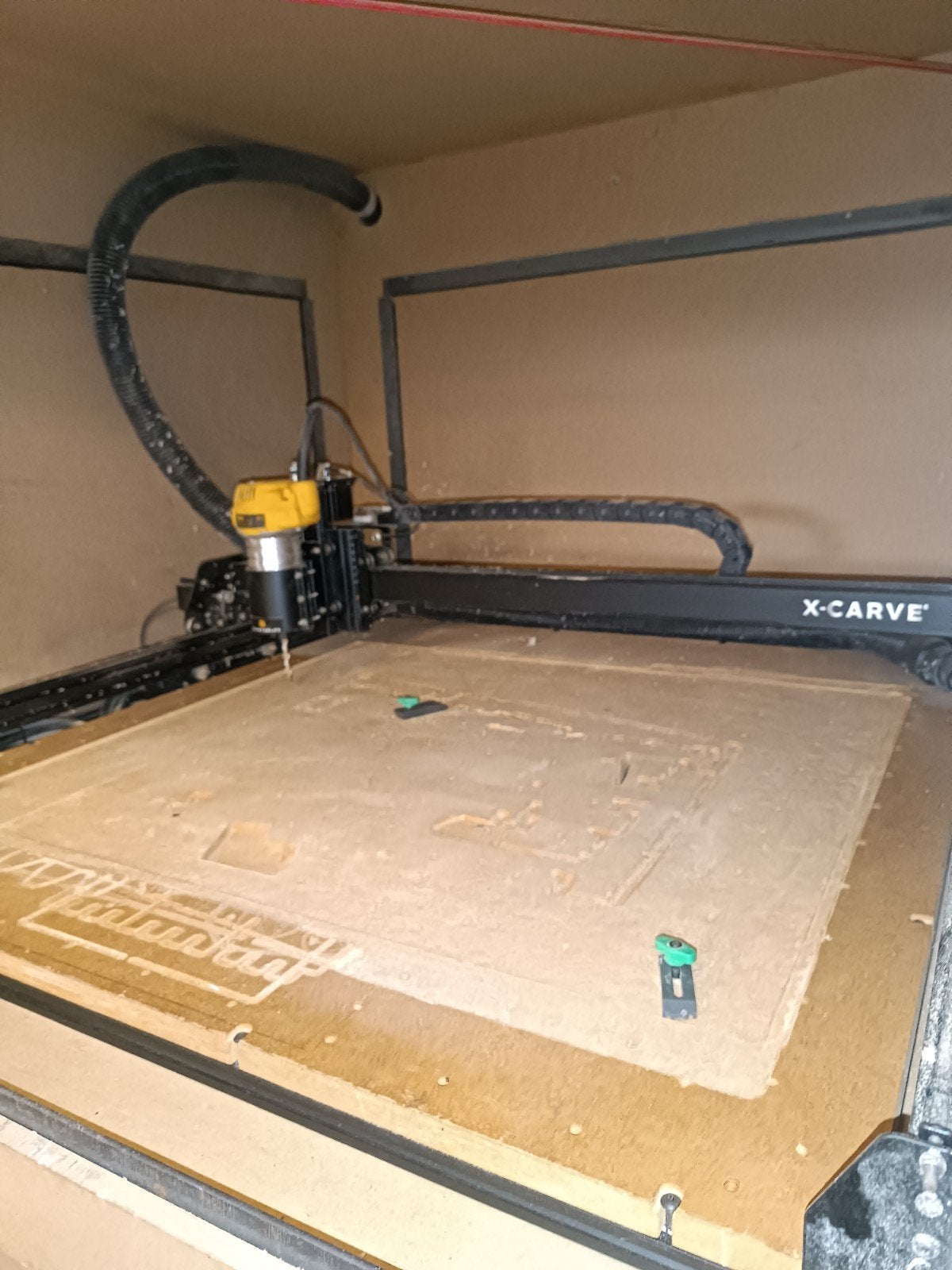 Mobiele CNC Easel x Carve met DeWalt motor, Ophalen
