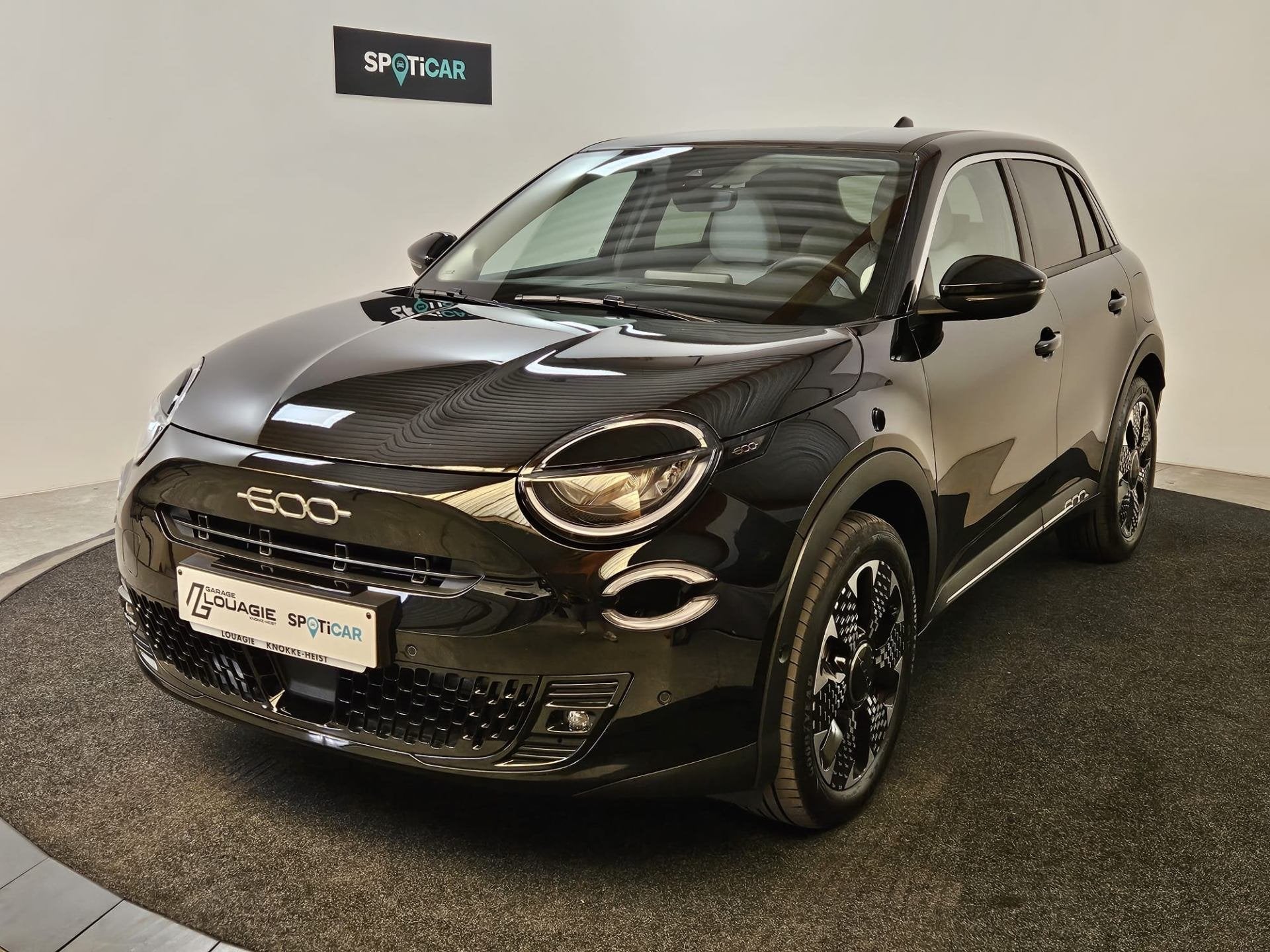 Fiat 600 La Prima Hybrid 110 pk - trekhaak (automatique), Cuir, Achat, Entreprise, Autres couleurs